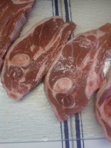 I used lamb shoulder arm chops, not blade chops.